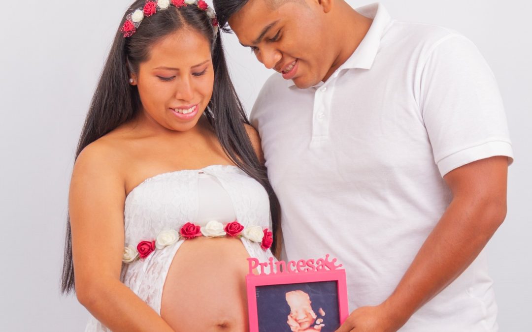 Estudio Fotográfico para Embarazadas en Comas: Encuentra el Lugar Ideal para Celebrar tu Maternidad