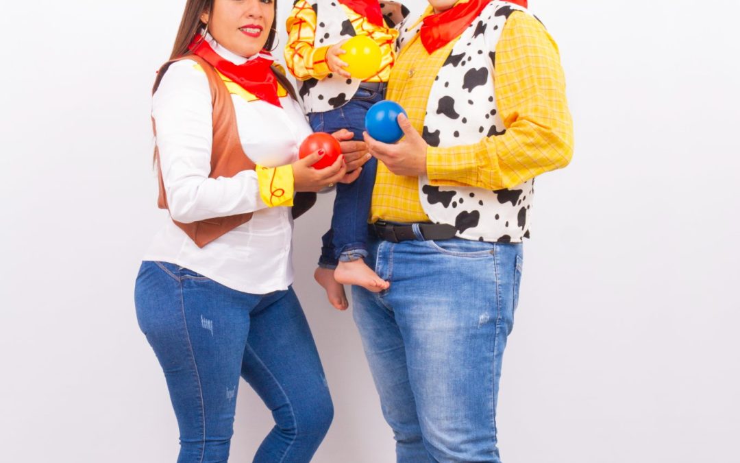 Fotos Familiares Originales de Estudio: Rompe con lo Tradicional y Crea Recuerdos Únicos